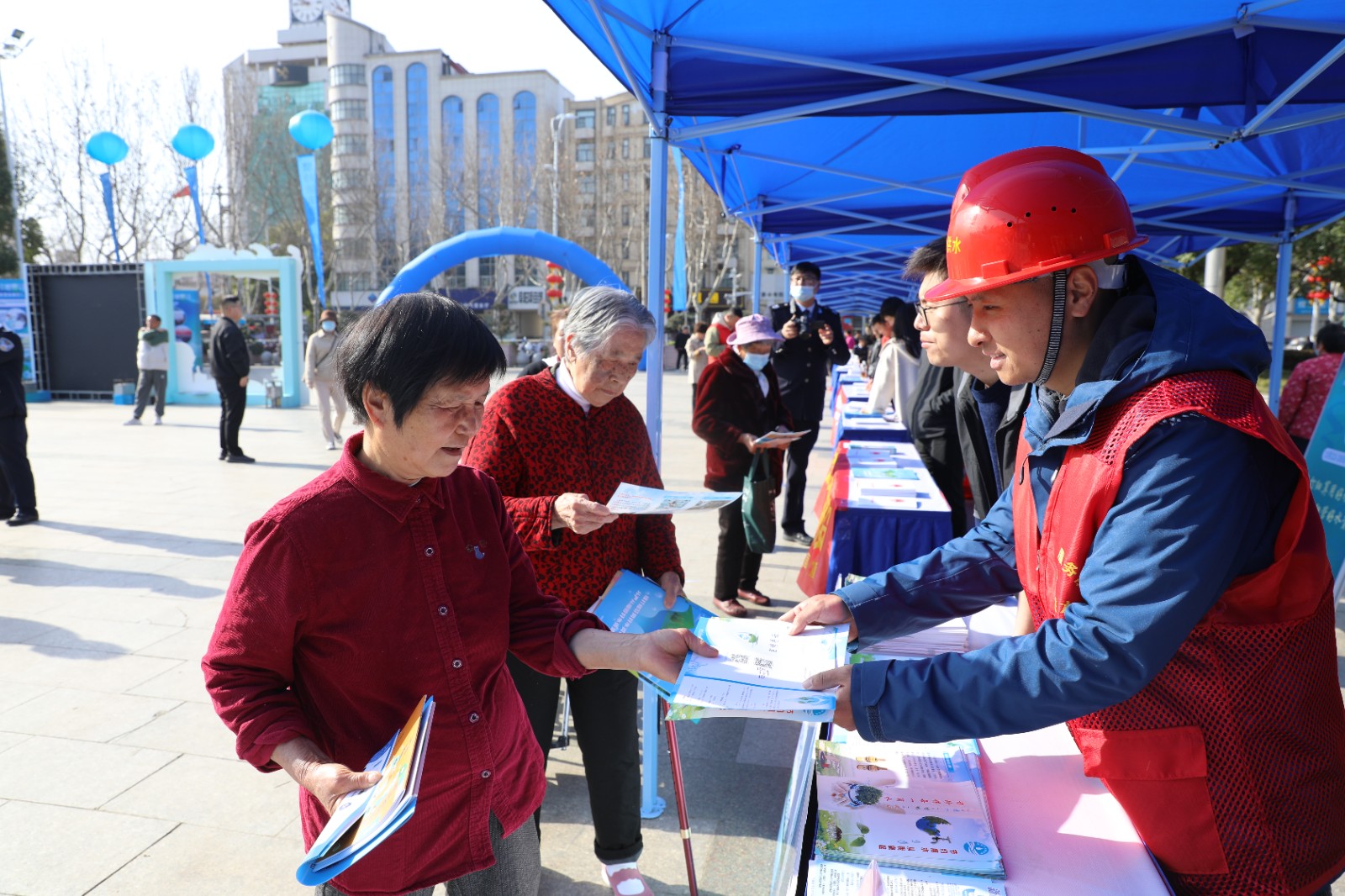 1712114095a960624.jpg 1712114095a960624.jpg