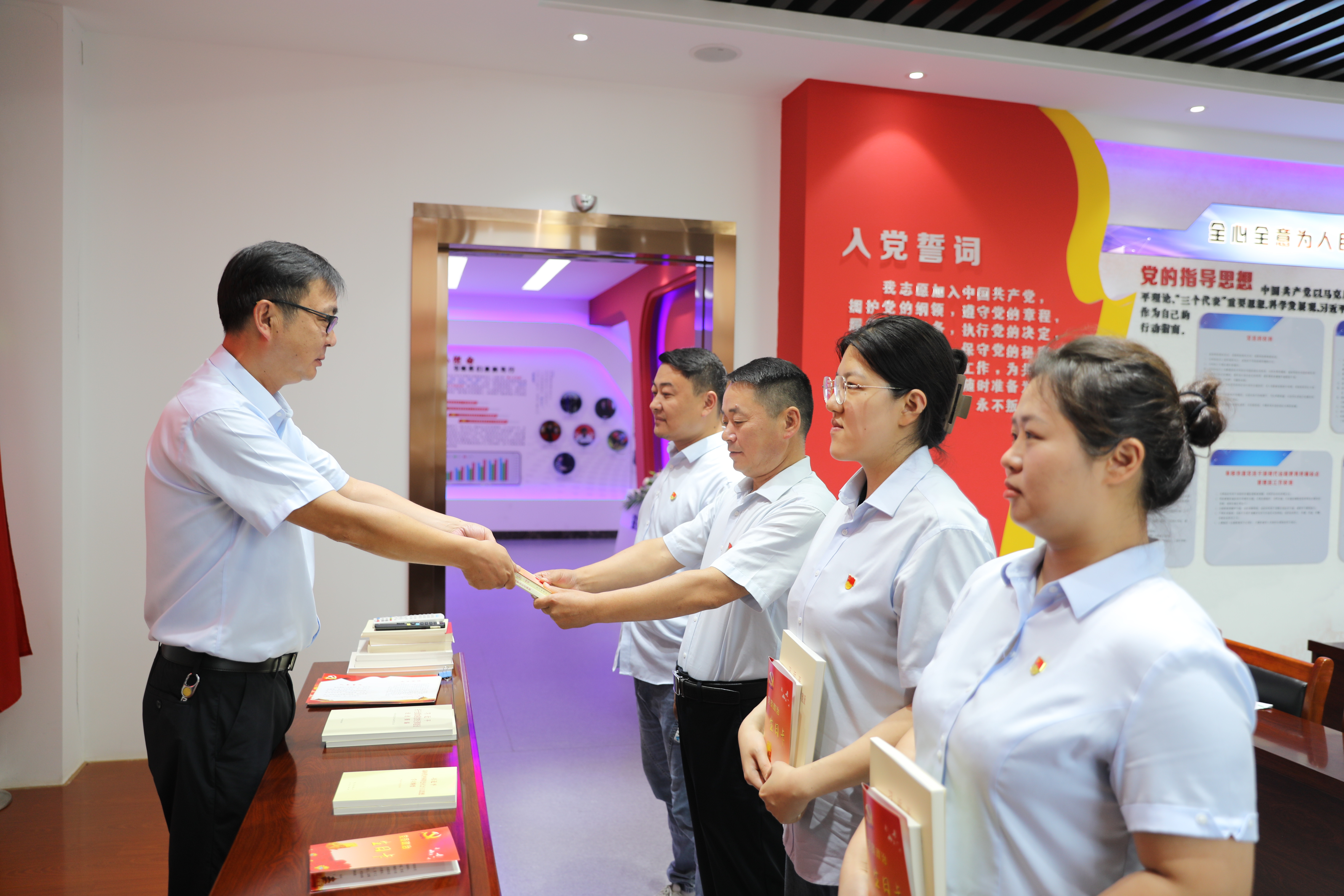 1720489751a722647.jpg 1720489751a722647.jpg