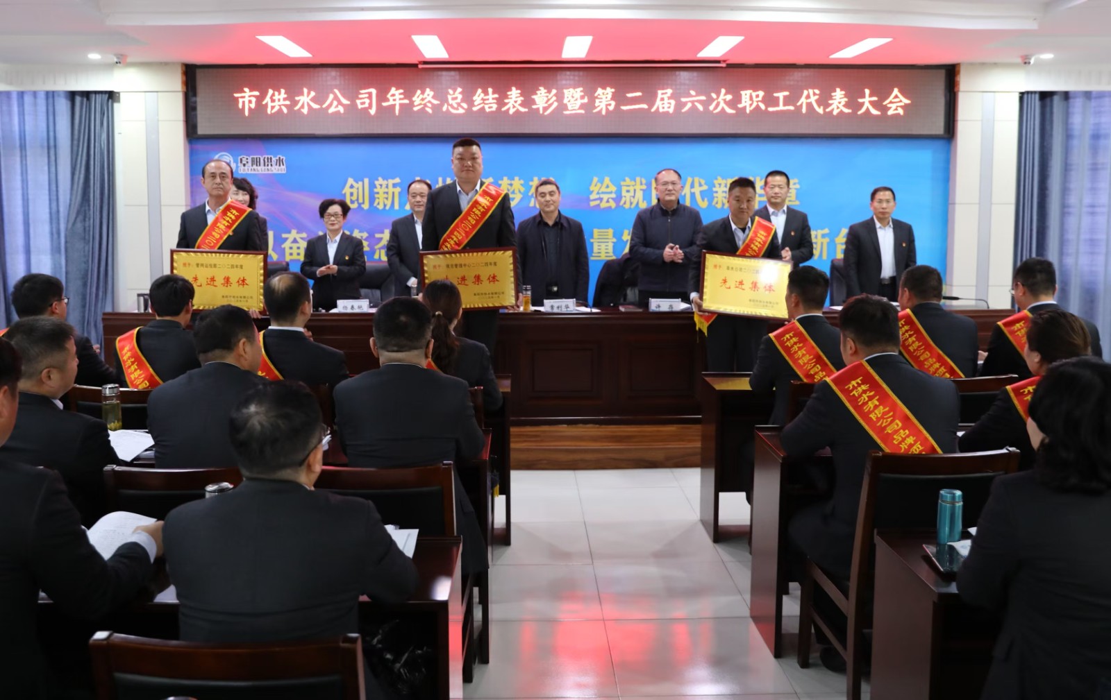 1737450143a832912.jpg 1737450143a832912.jpg