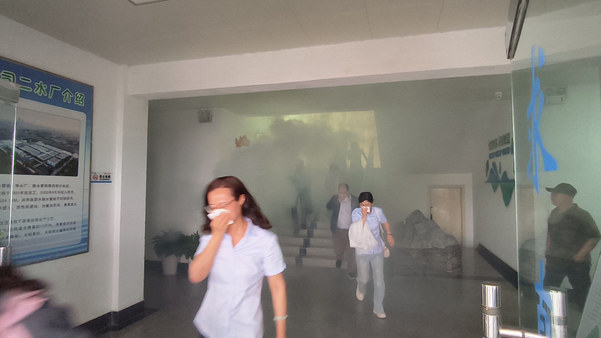 1747383443a918184.jpg 1747383443a918184.jpg