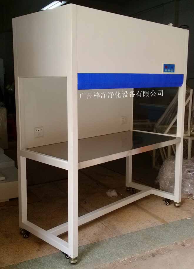 潔凈工作臺,是一種提供局部無塵、無菌工作環境的空氣凈化設備。